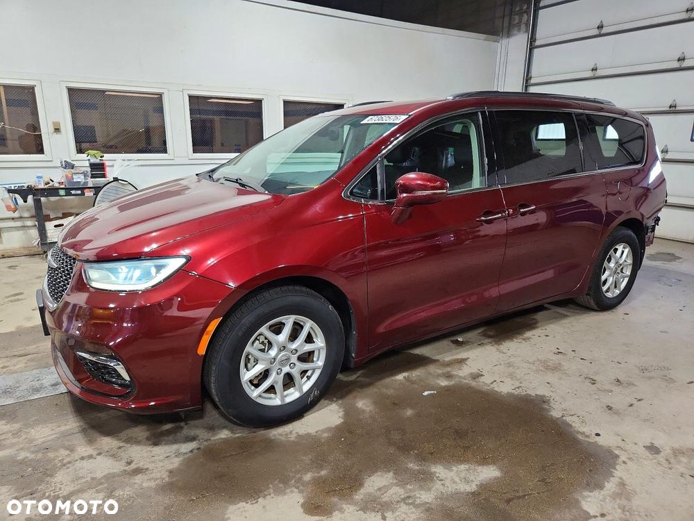 Chrysler Pacifica - 2