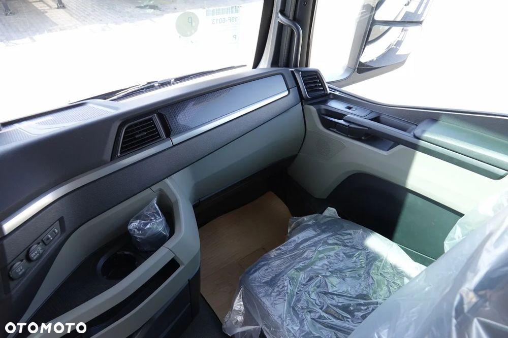 MAN TGX 26.520 / 6x2 / RAMA DŁ. 9,1M / OŚ PODNOSZONA / SKRĘTNA  / DO ZABUDOWY / FABRYCZNIE NOWY - 33
