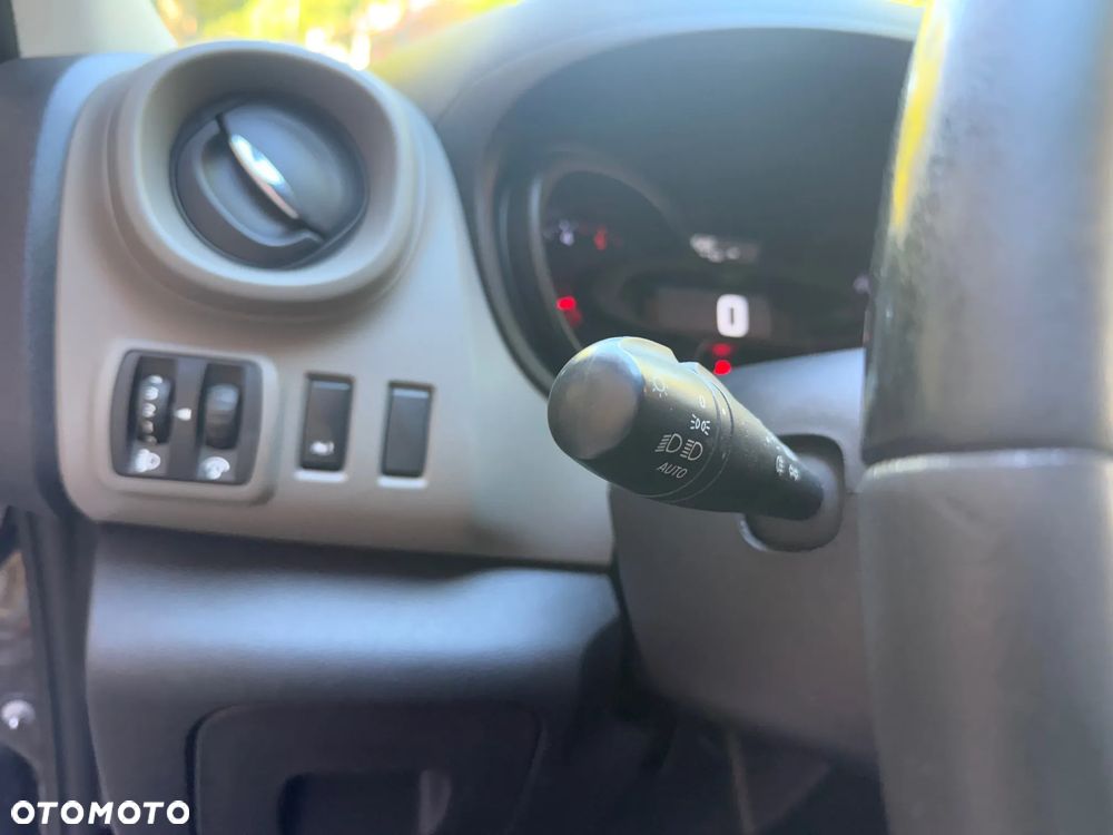 Renault Trafic - 26