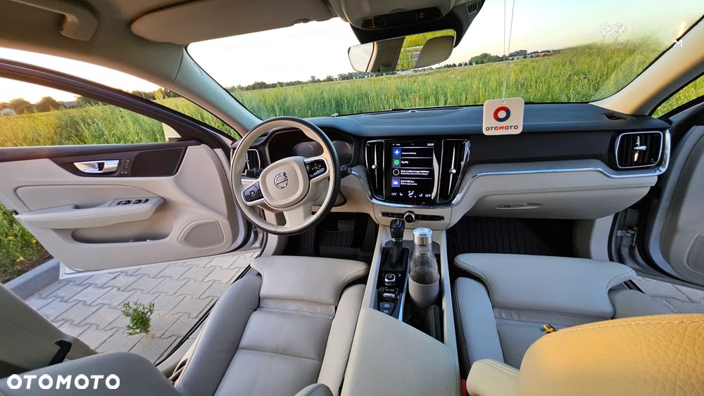 Volvo V60 B4 D Inscription - 28