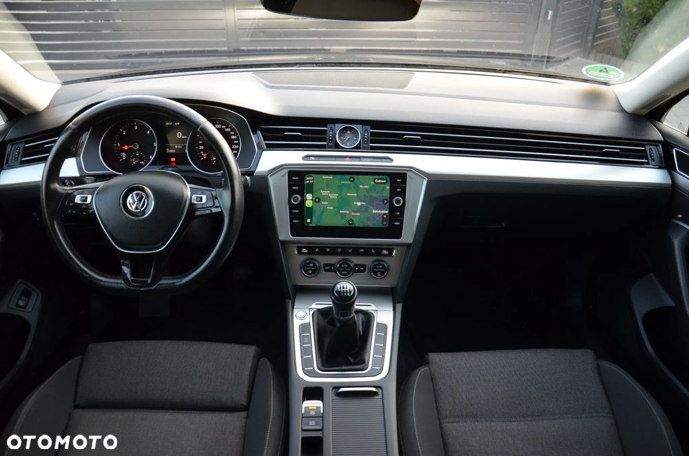 Volkswagen Passat 2.0 TDI (BlueMotion Technology) Comfortline - 22