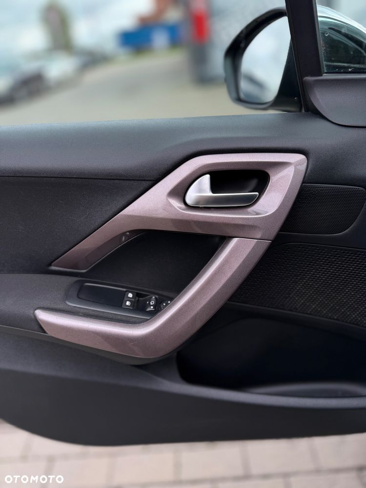 Peugeot 2008 1.2 Pure Tech Access - 18