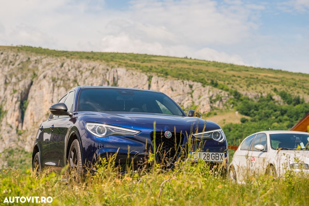 Alfa Romeo Stelvio 2.0 Turbo AWD AT8 Veloce - 6