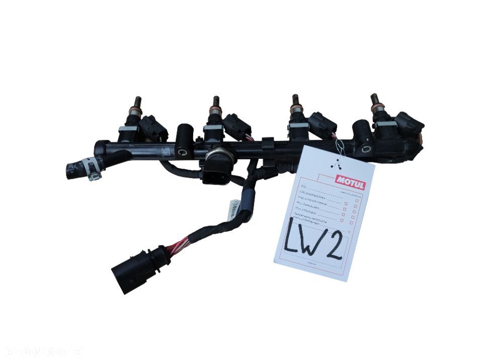 LW2 LISTWA WTRYSKOWA AUDI 2.0 TSI 06K133681C - 1