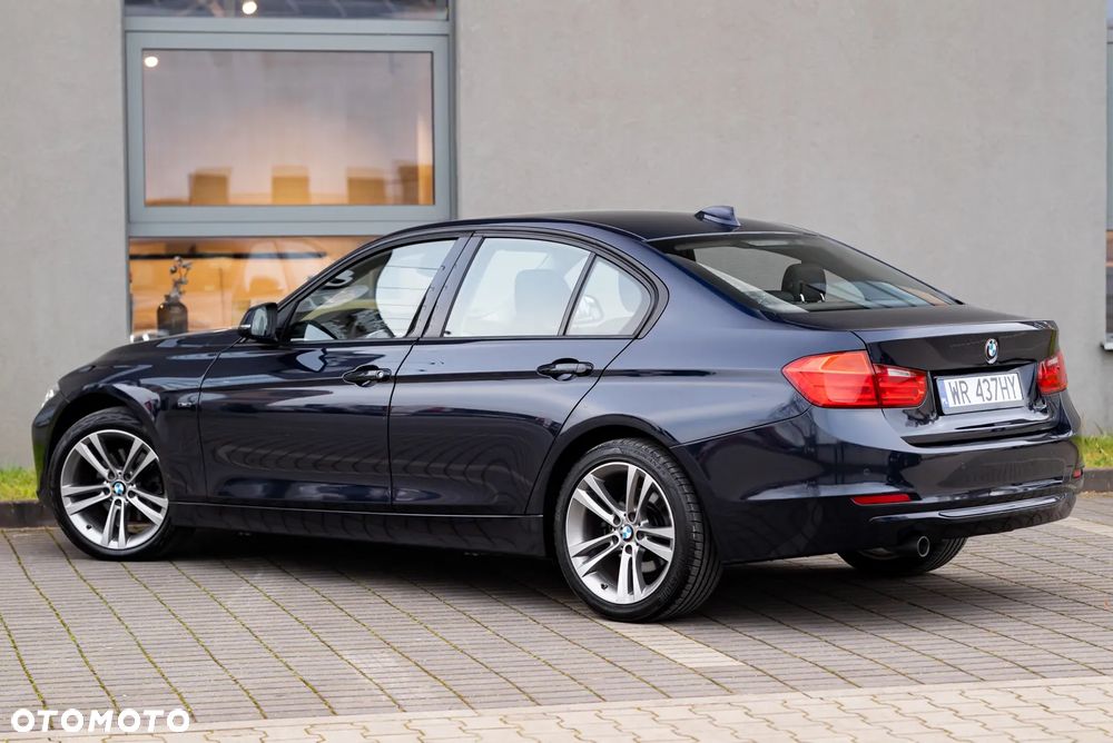 BMW Seria 3 320d - 13