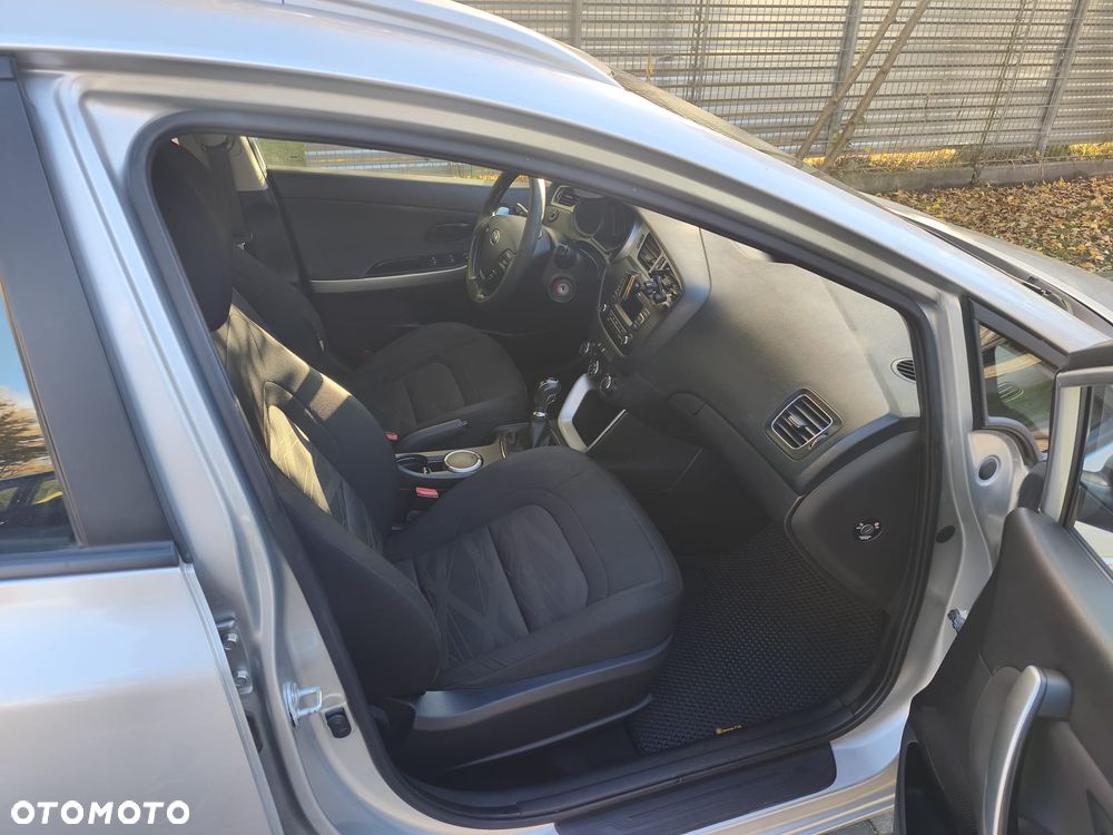 Kia Ceed 1.6 CRDi M - 9