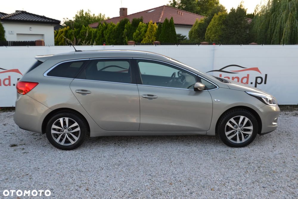 Kia Ceed 1.6 GDI Business Line - 13