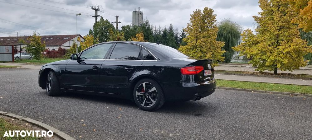 Audi A4 Avant 1.8 TFSI Attraction - 15