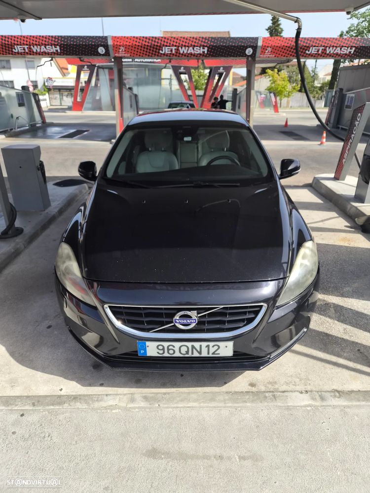 Volvo V40 D2 - 2