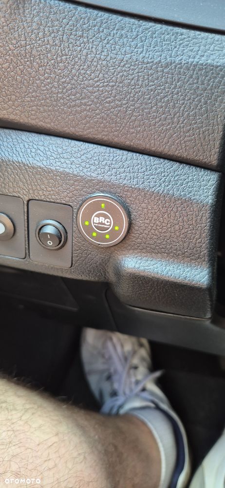 Toyota Auris Hybrid 135 Comfort - 16
