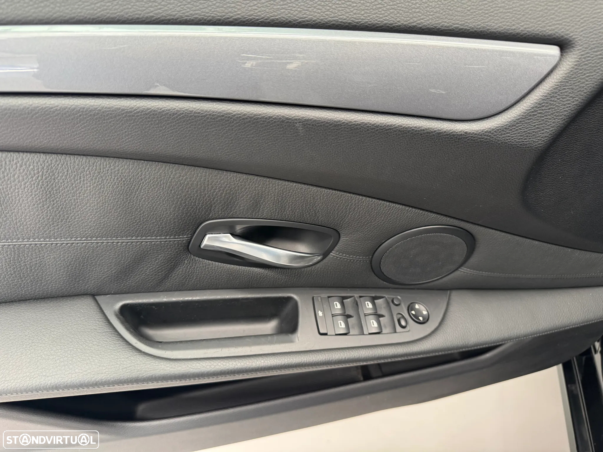 BMW 520 d Touring Executive - 17