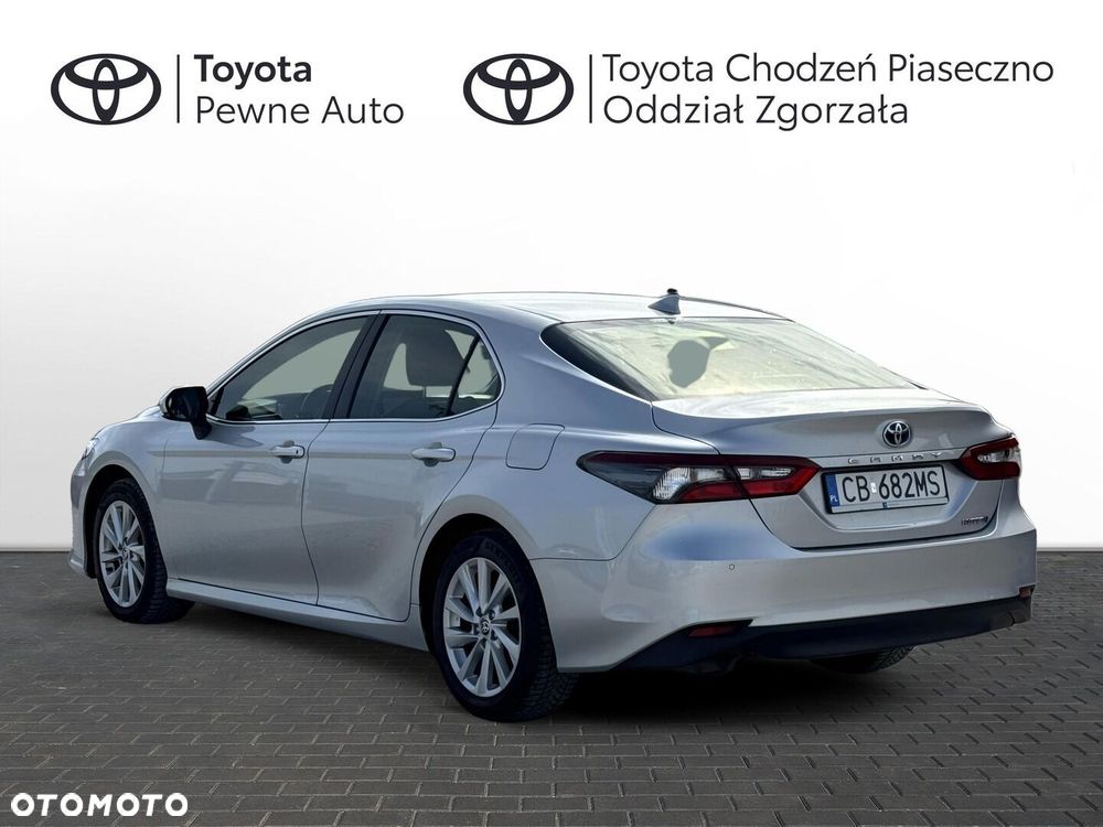 Toyota Camry 2.5 Hybrid Comfort CVT - 4