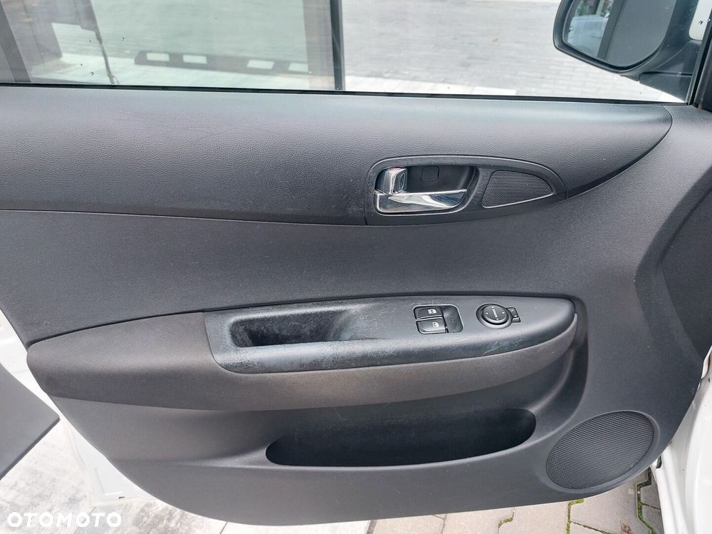 Hyundai i20 - 13