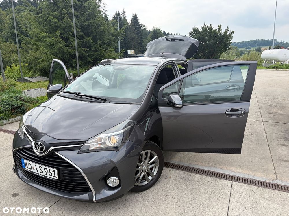 Toyota Yaris 1.0 Premium EU6 - 7