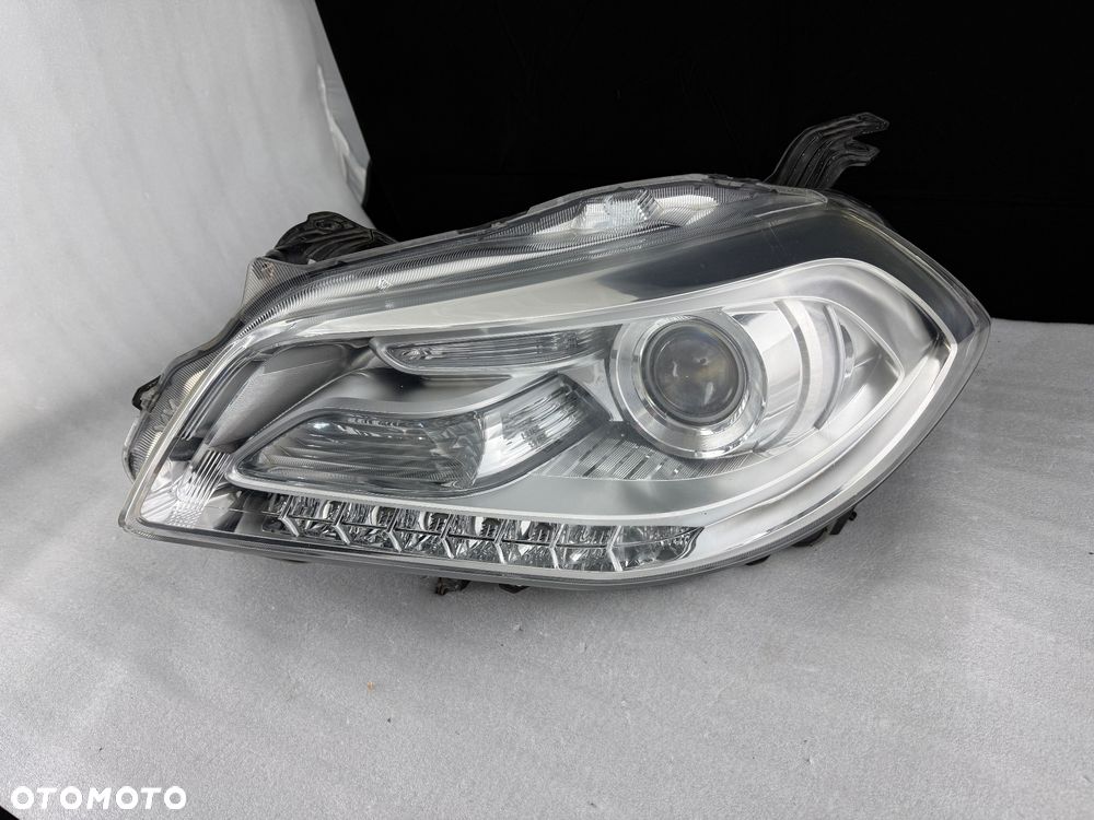 Reflektor Przód strona lewa Suzuki SX4 S-Cross 10017735 XENON LED - 2