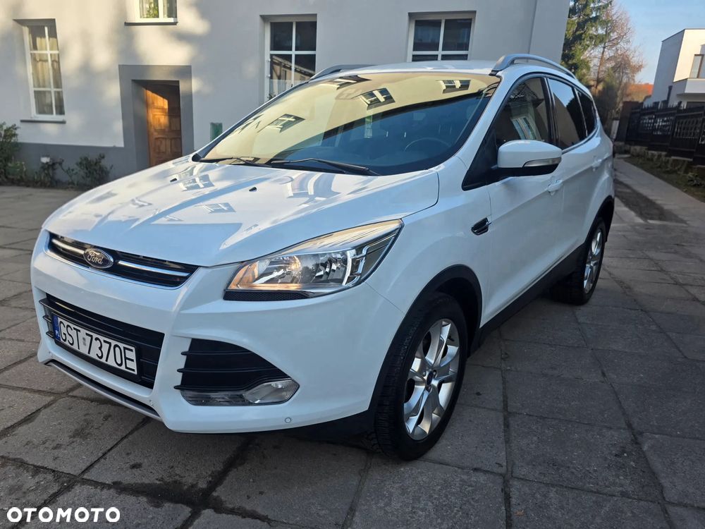 Ford Kuga 1.6 EcoBoost 2x4 Titanium - 1