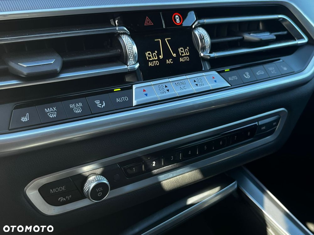 BMW X5 xDrive40i sport - 13