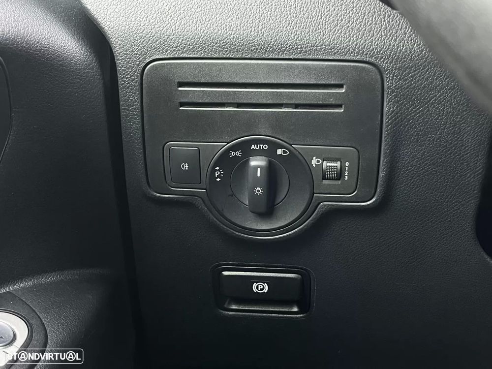 Mercedes-Benz vito 114 cdi 3 lugares - 14