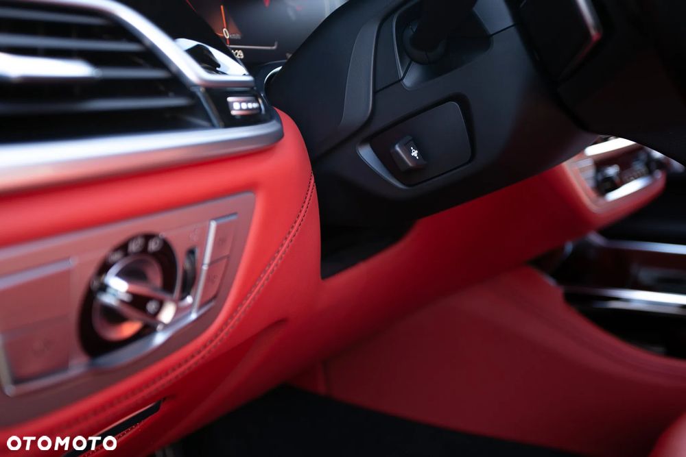 BMW Seria 7 750Ld xDrive sport - 15