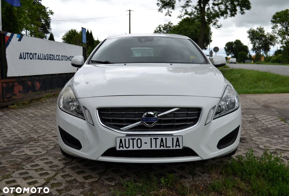 Volvo V60 DRIVe Momentum - 3