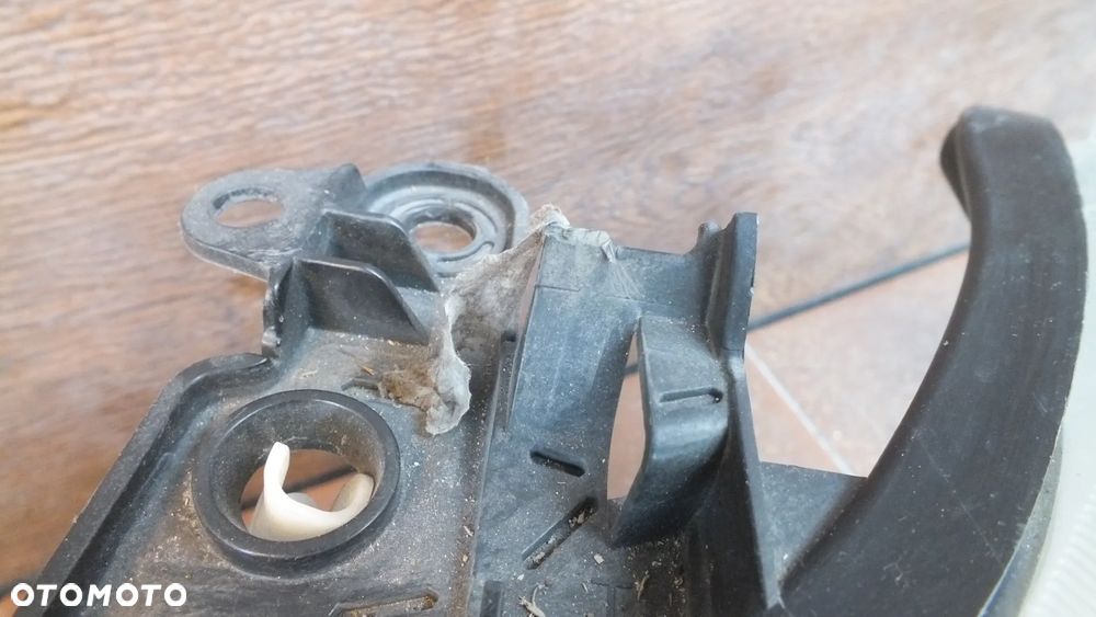 Lampa przednia lewa Toyota Rav IV III Lift - 4