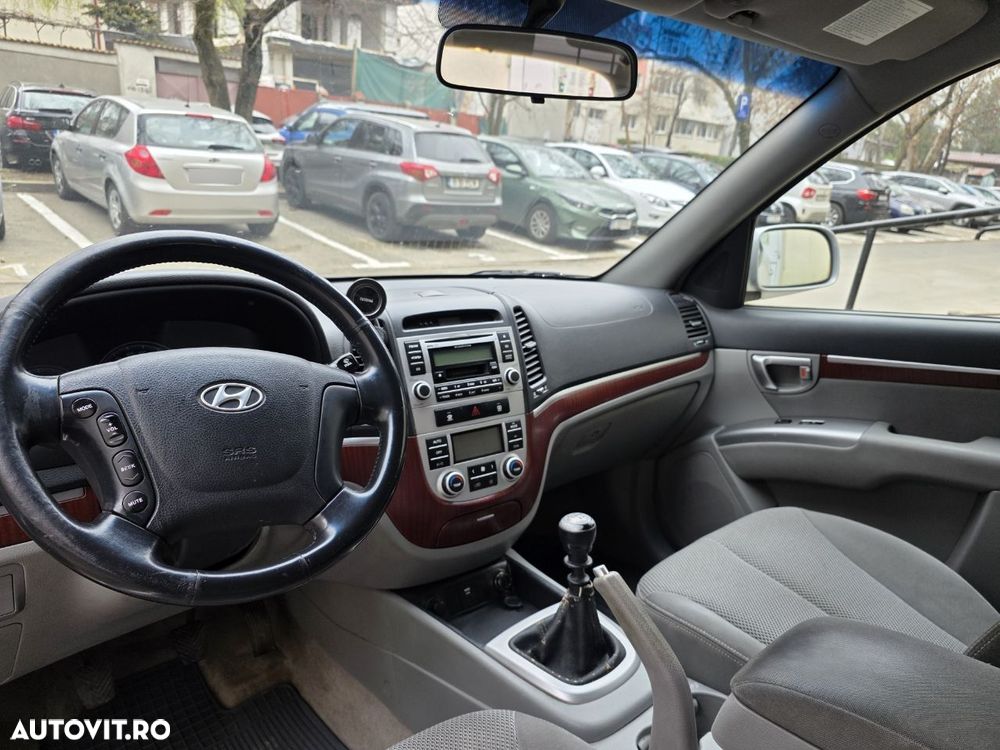 Hyundai Santa Fe 2.2 DSL VGT 5 SEATS 4WD - 16