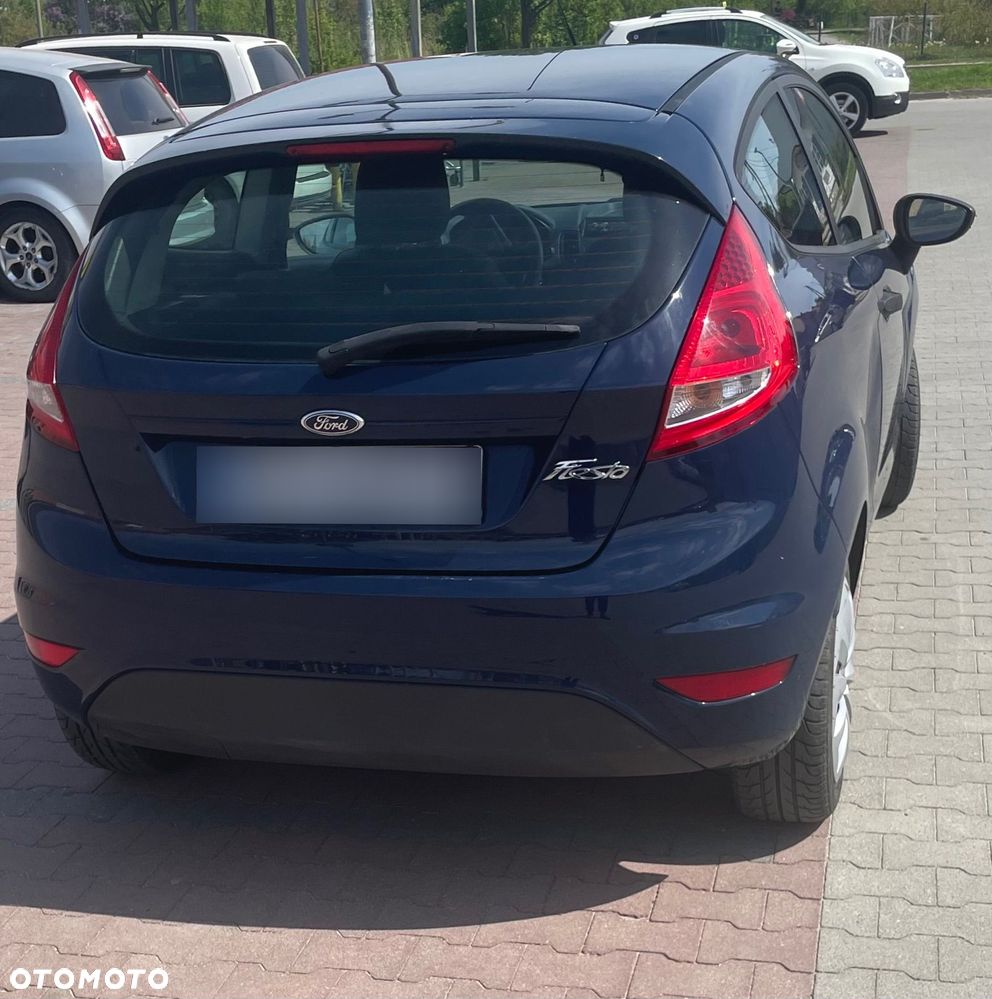 Ford Fiesta 1.25 Trend Edition - 8