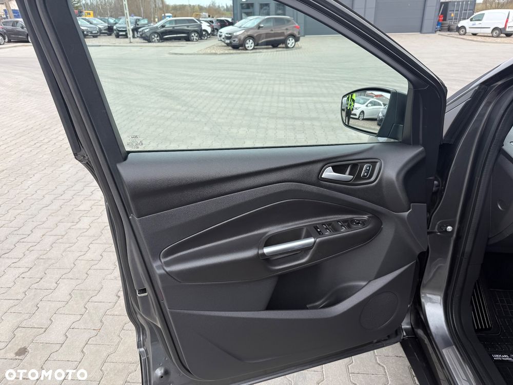 Ford Kuga 2.0 TDCi 4x4 ST-Line - 22