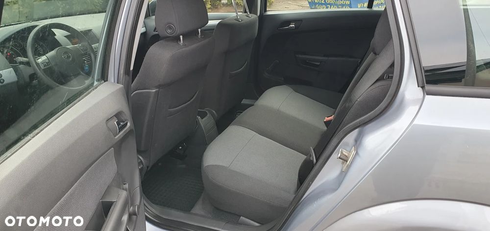 Opel Astra 1.6 Caravan Enjoy - 9