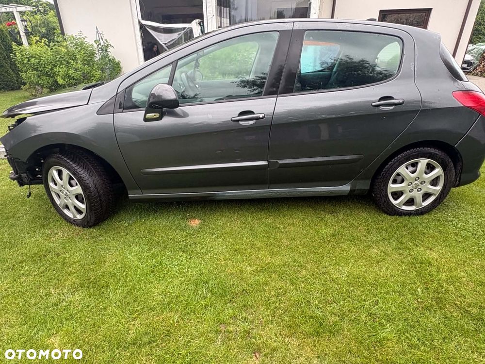 Peugeot 308 - 7