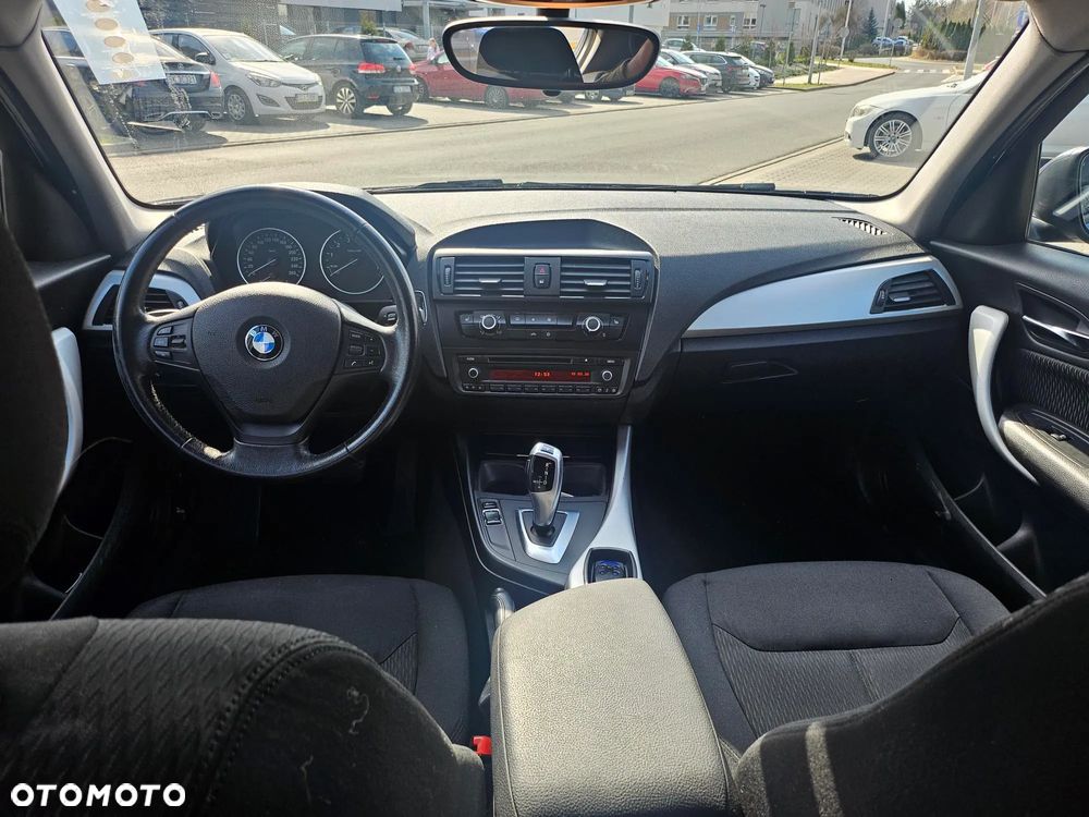 BMW Seria 1 116i - 12