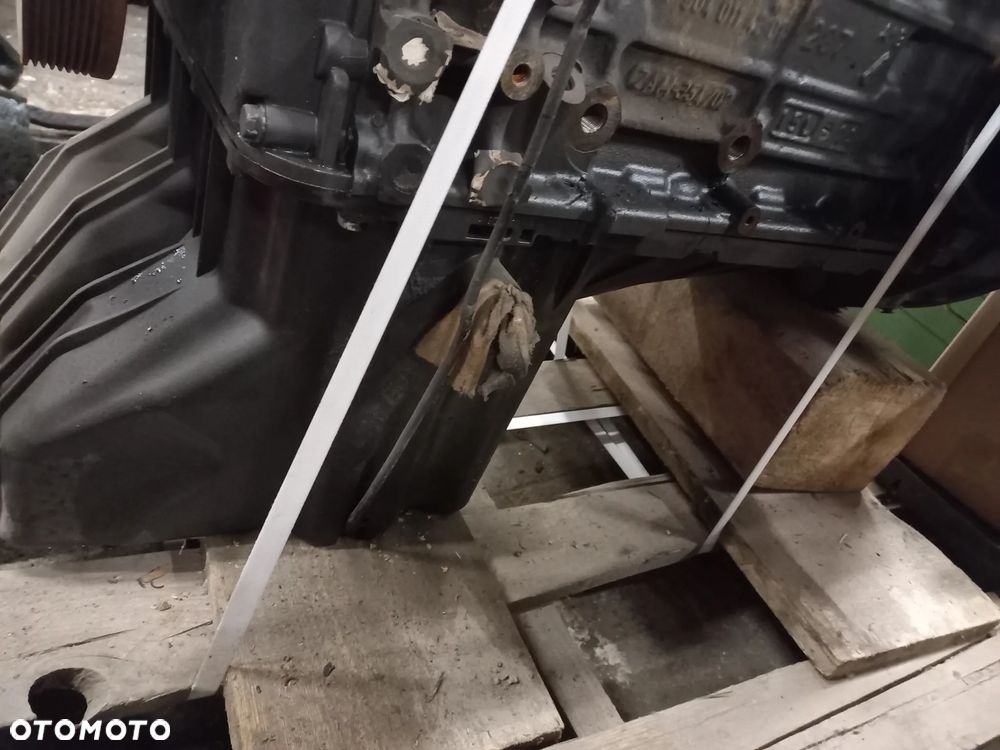 Silnik MERCEDES OM 904 ,blok,wał,głowica,wtryski,kolektor,koła rozrządu,manitou, A9040152002,WIĄZKA ELEKTRYCZNA,9040114201,om924,rozrząd, - 9