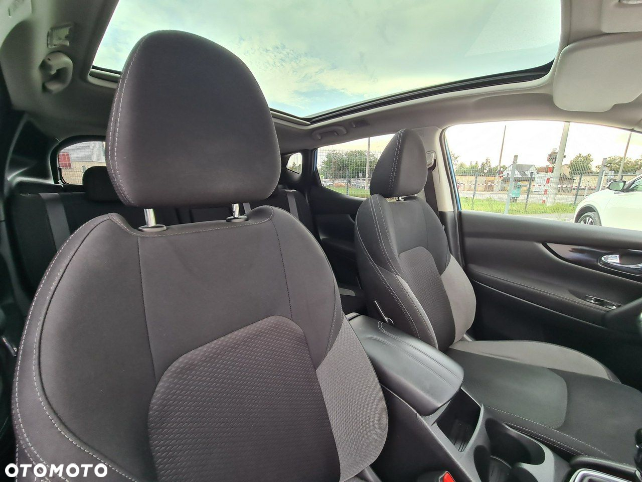 Nissan Qashqai 1.3 DIG-T Tekna+ - 25