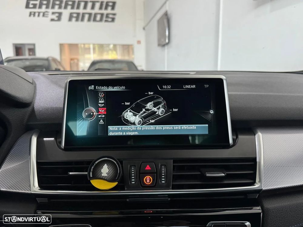 BMW 218 Active Tourer d Pack M Auto - 31