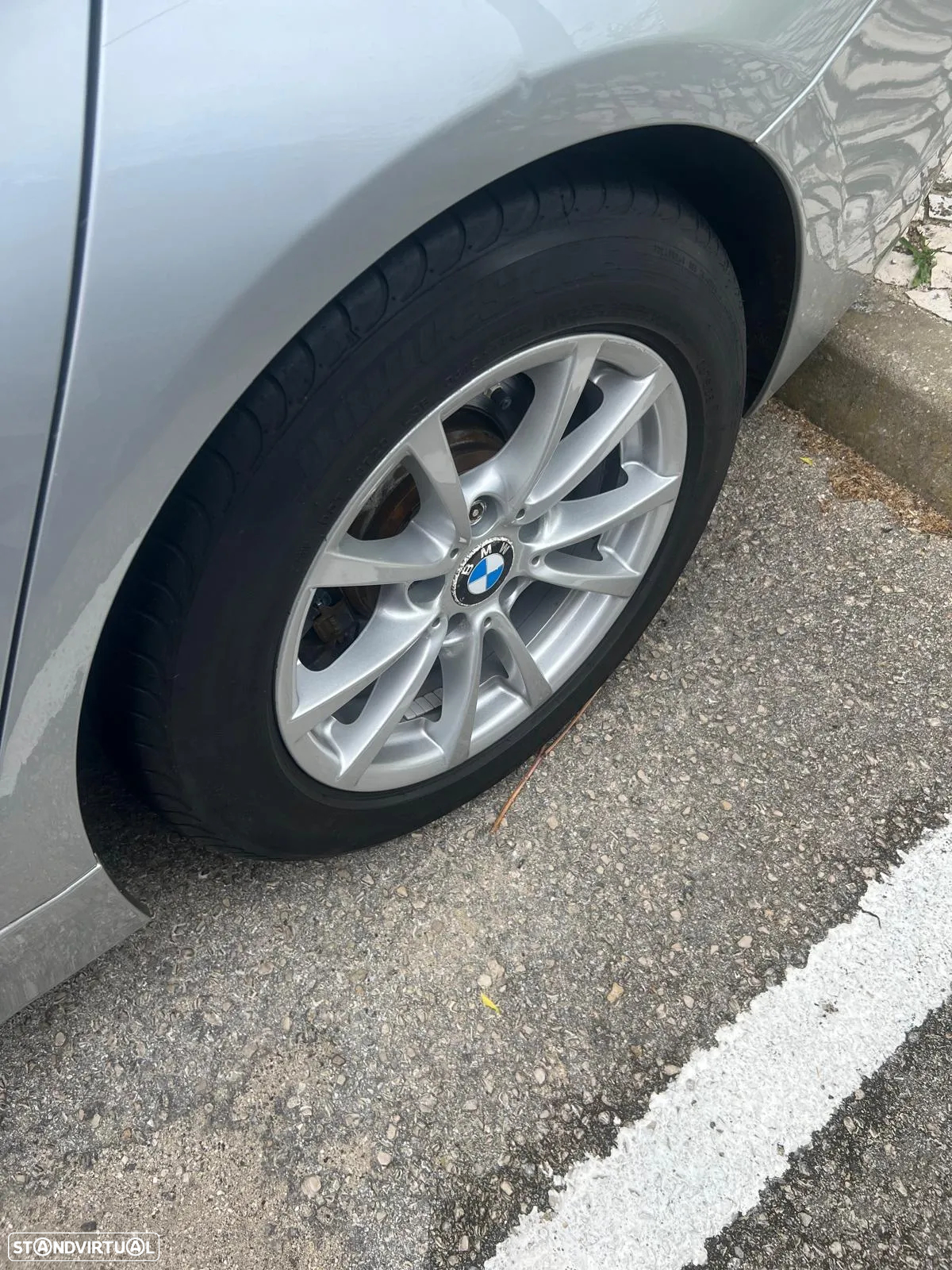 BMW 320 d Touring Aut. Sport Line - 32