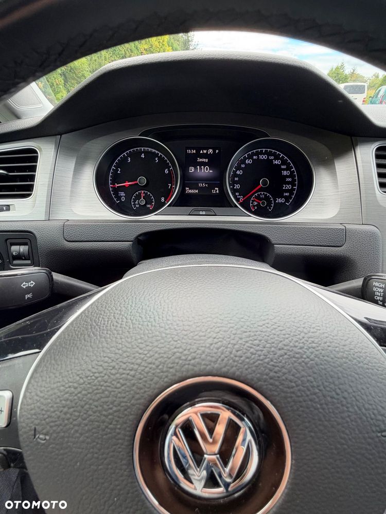 Volkswagen Golf - 31