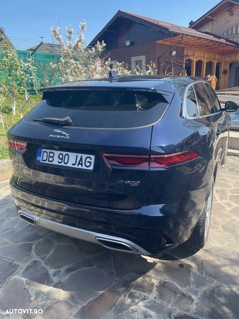Jaguar F-Pace - 1