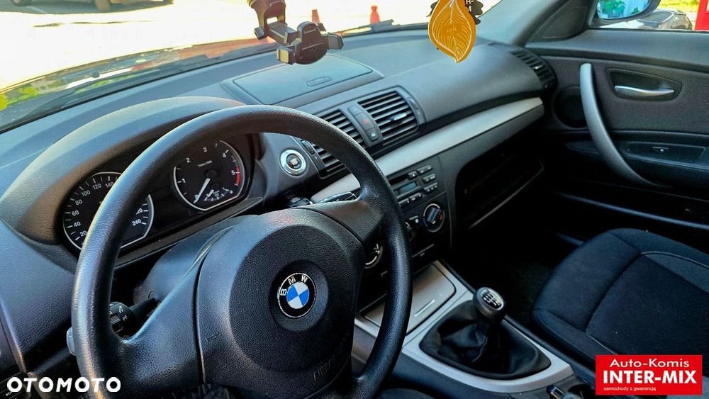 BMW Seria 1 - 22