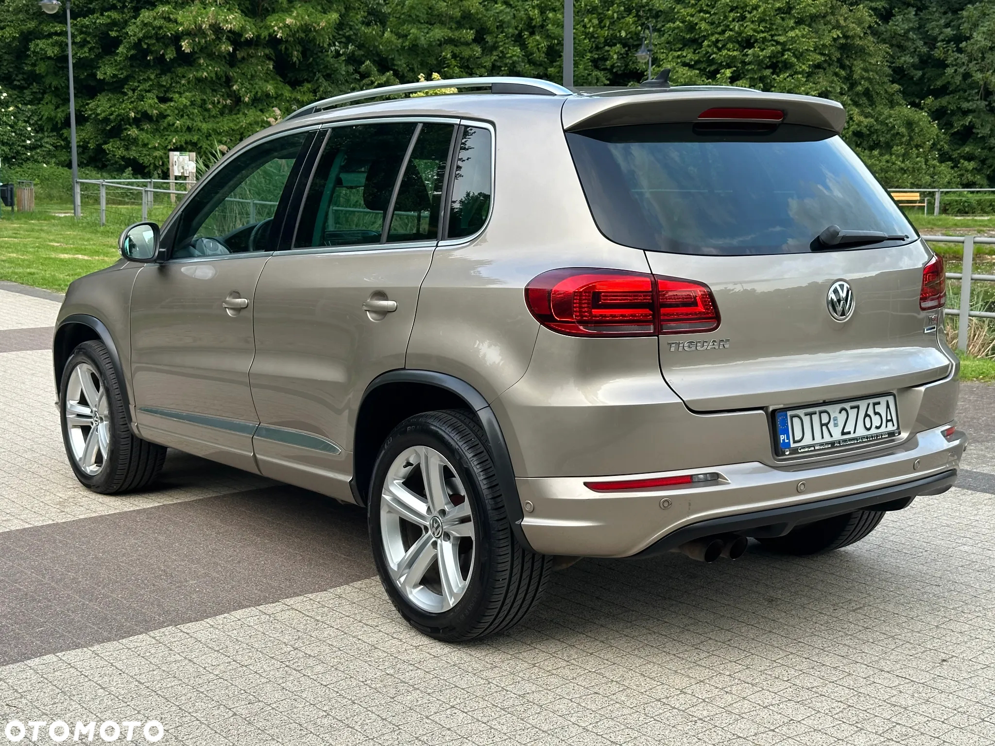 Volkswagen Tiguan 1.4 TSI Sport&Style - 4