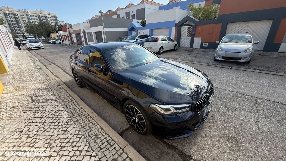 BMW 530 e Pack M — fotografia 3
