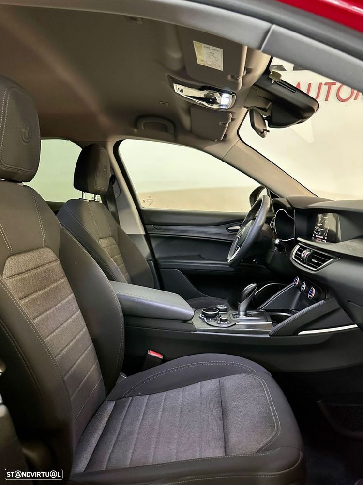 Alfa Romeo Stelvio 2.2 D AT8 - 14