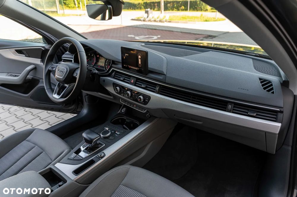 Audi A4 Avant 2.0 TDI S tronic - 18