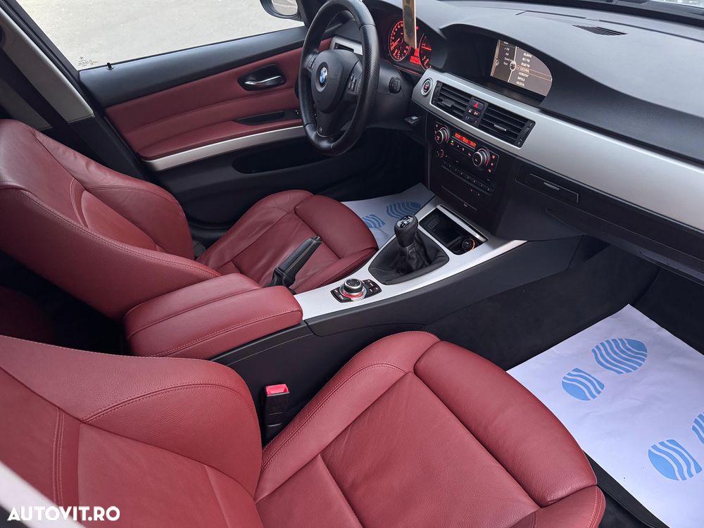 BMW Seria 3 320d - 19