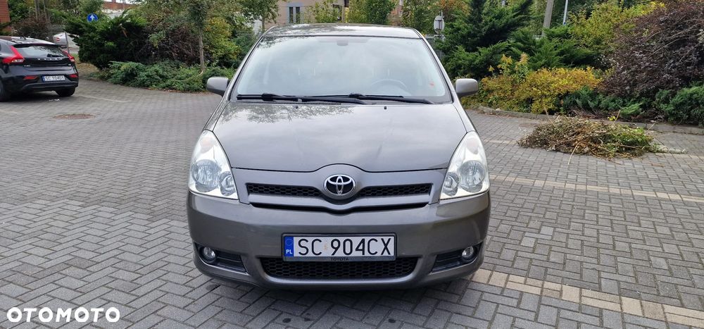 Toyota Corolla Verso 1.8 Prestige 7os - 17
