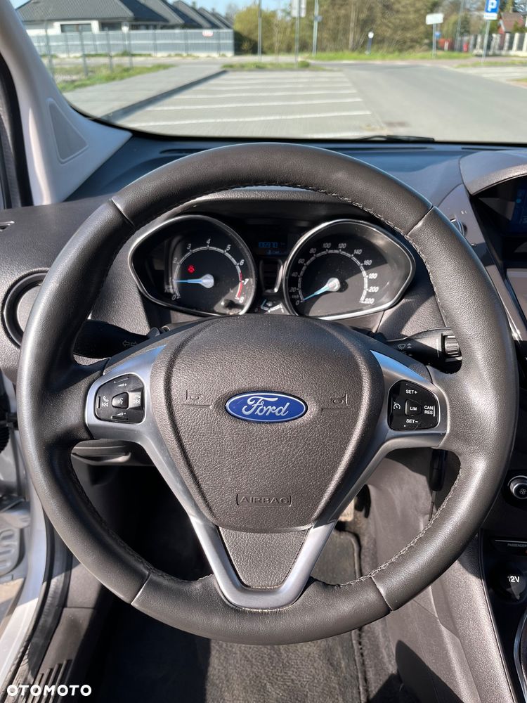 Ford Tourneo Courier 1.0 EcoBoost Titanium - 15