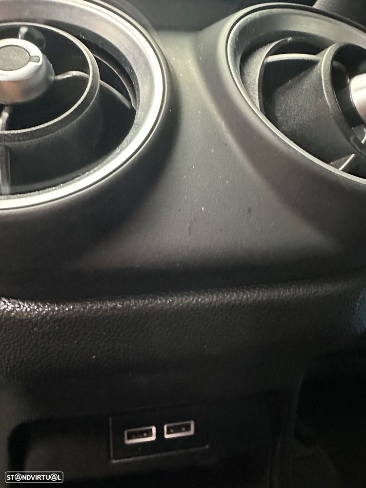 Alfa Romeo Stelvio - 28