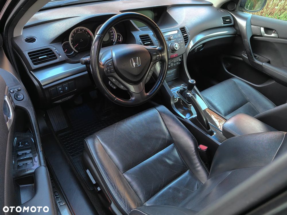 Honda Accord 2.0 Executive Navi - 15