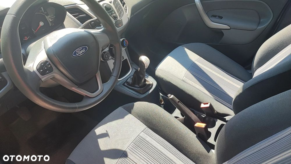 Ford Fiesta 1.25 Gold X - 26