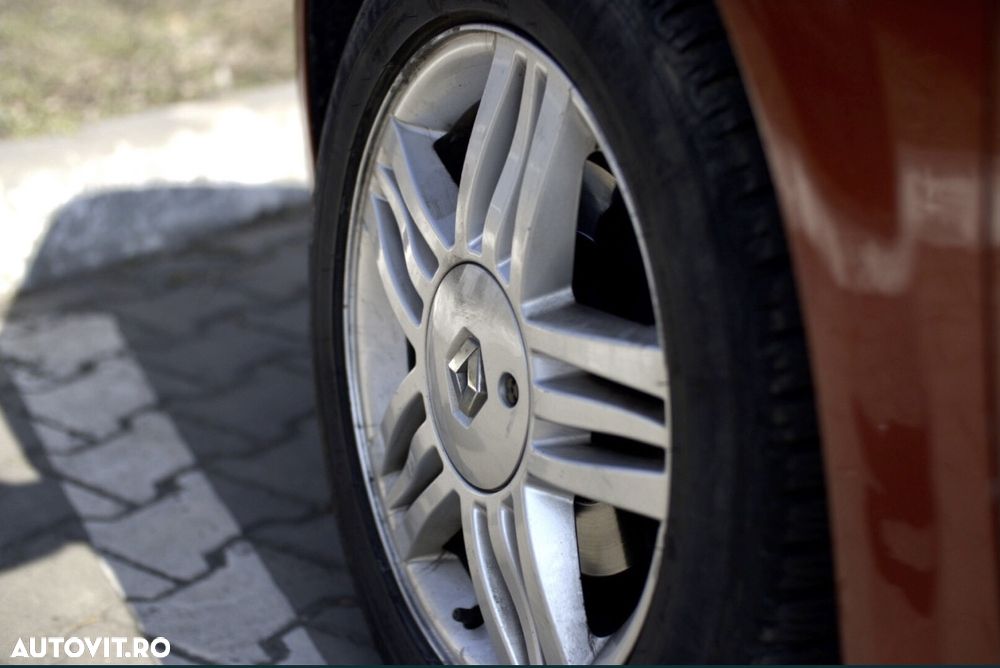 Renault Megane II Estate 1.6 Confort Privilege - 6