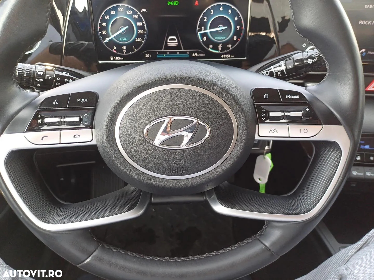 Hyundai Elantra - 14